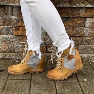 NWOT Sorel Joan of Arctic III Lexie Wedge Boot